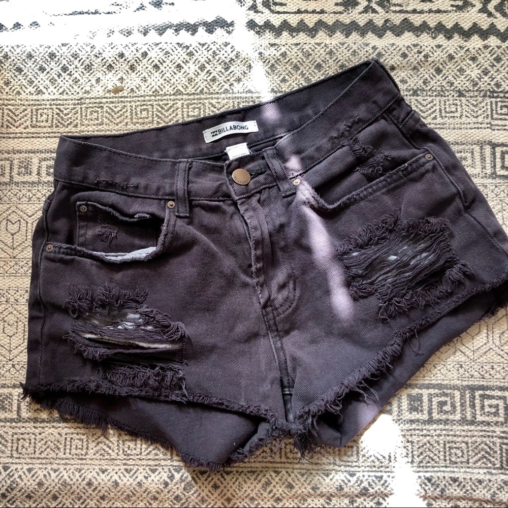 Billabong shorts